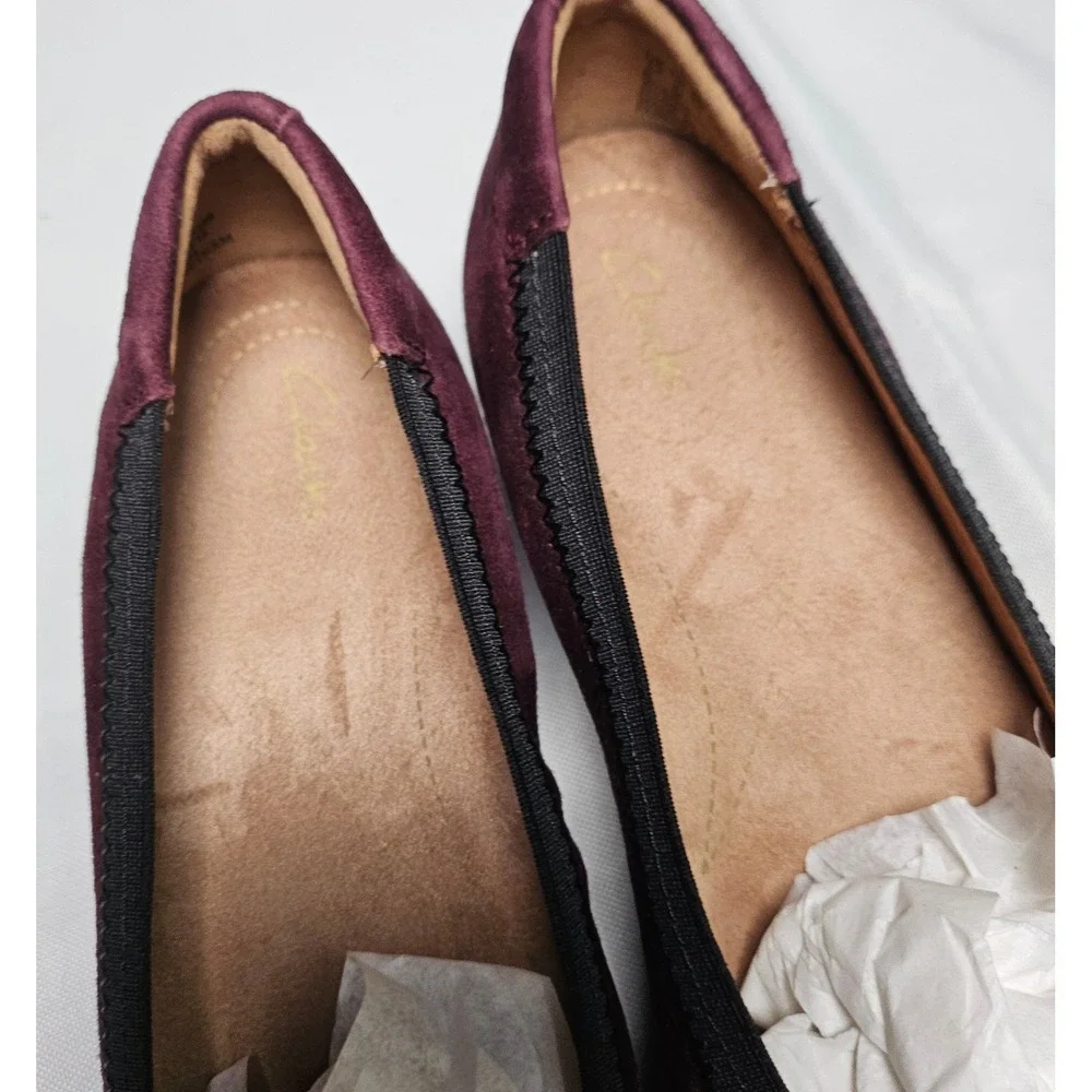Clarks‎ Daelyn Hill Aubergine Suede Slip On Ballet Flats Women's 6W NIB